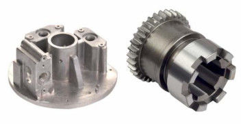 Injeksi Dibentuk Paduan Aluminium ADC12 Sandblasting Produk Die Casting Elektroforesis