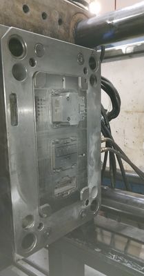 Pinpoint Gate 2K Cetakan Injeksi Prototipe Kompleks Cetakan Injeksi 3D