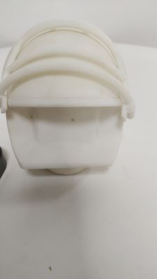 Cold Runner Oem Custom Plastik Bagian Kecil Abs Splicing Helm